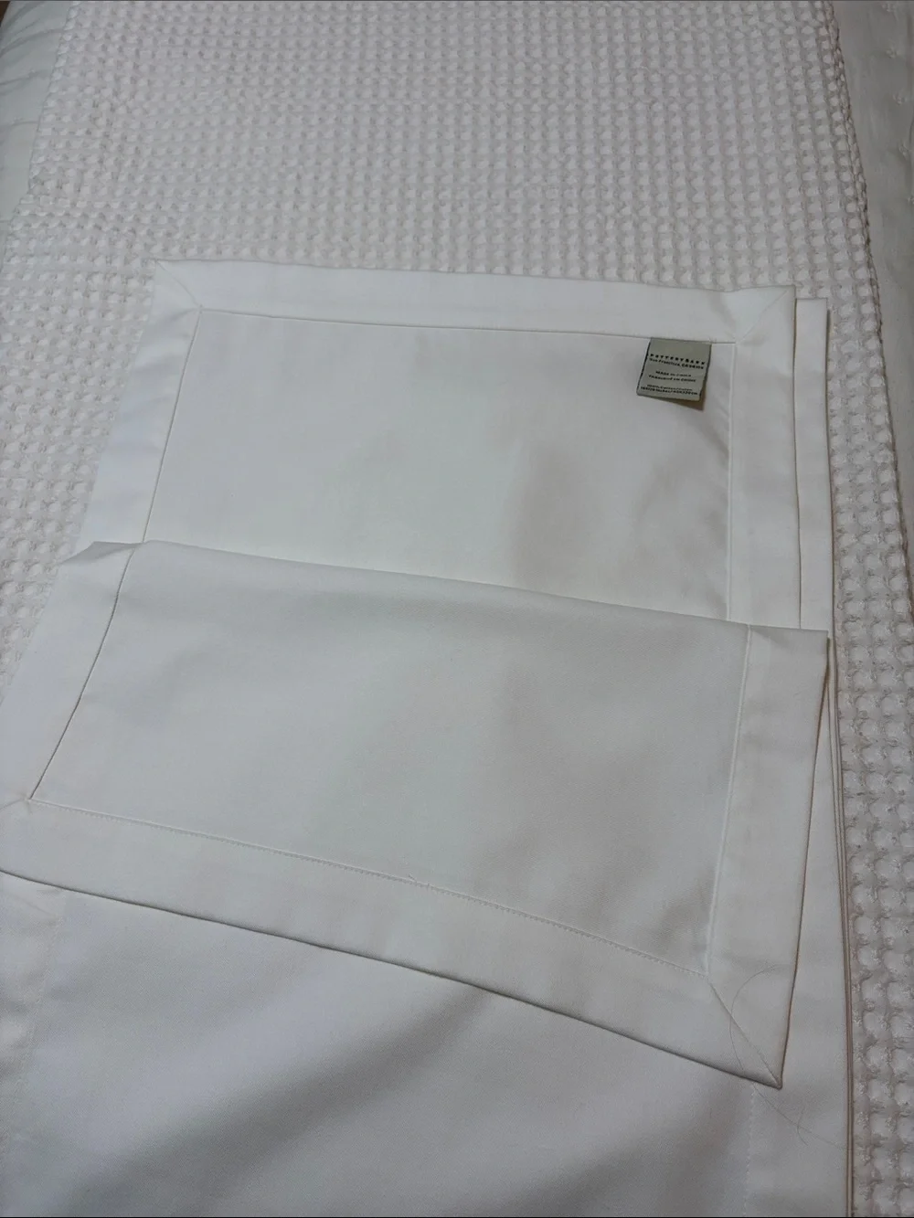Pottery Barn NWOT White 16” C126” Table Runner - 100%Cotton